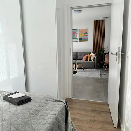 Hello 5c - * Pětikostelí