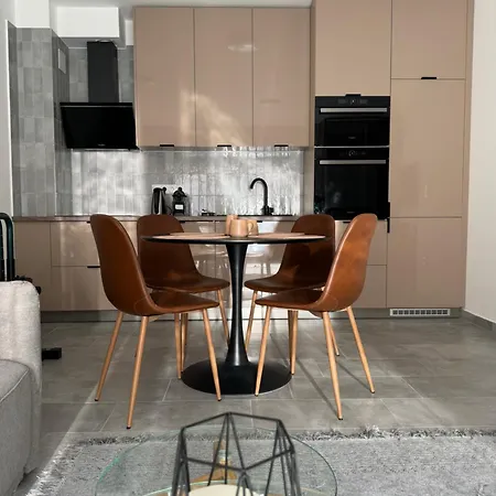Apartment Hello 5c -