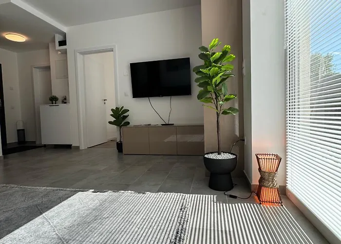 Hello 5c - 아파트 페치